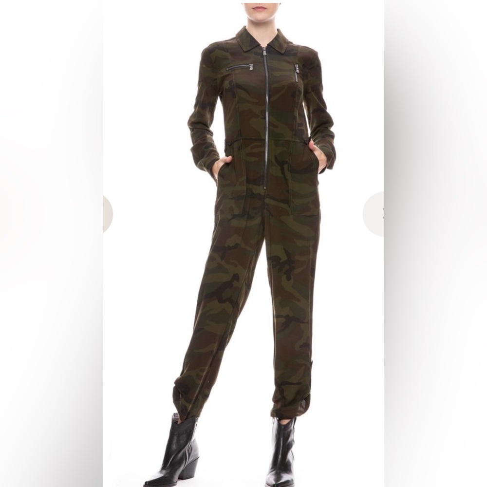 Camouflage Zip-Up jumpsuit LE SUPERBE
